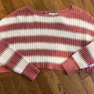 AE cropped sweater